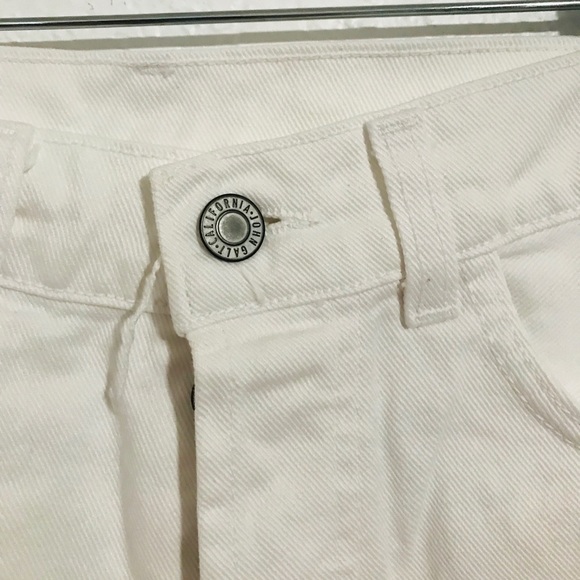 Brandy Melville Shorts - Picture 3 of 4